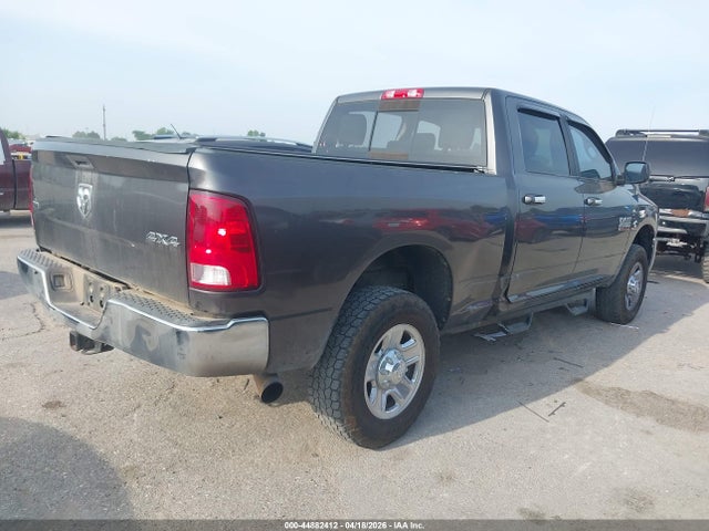 Продаж на аукціоні авто 2017 Ram 2500 Slt  4x4 6'4 Box, vin: 3C6UR5DLXHG535568, номер лоту: 44882412