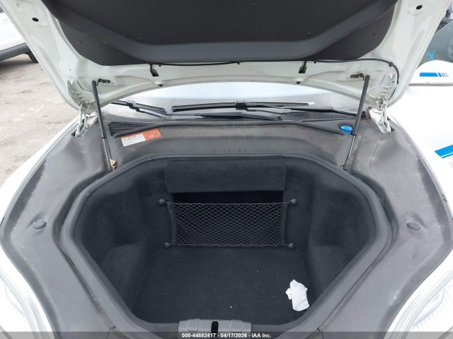Продаж на аукціоні авто 2015 Tesla Model S 60/70/85, vin: 5YJSA1E17FF101950, номер лоту: 44882417