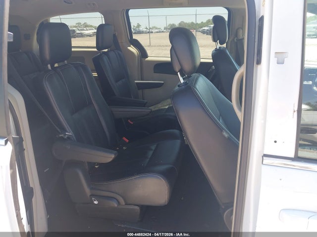 Продаж на аукціоні авто 2015 Chrysler Town & Country Touring, vin: 2C4RC1BG9FR715016, номер лоту: 44882424