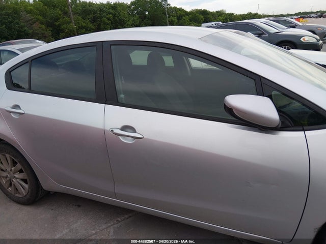 44882507 :رقم المزاد ، KNAFK4A69E5215219 vin ، 2014 Kia Forte Lx مزاد بيع