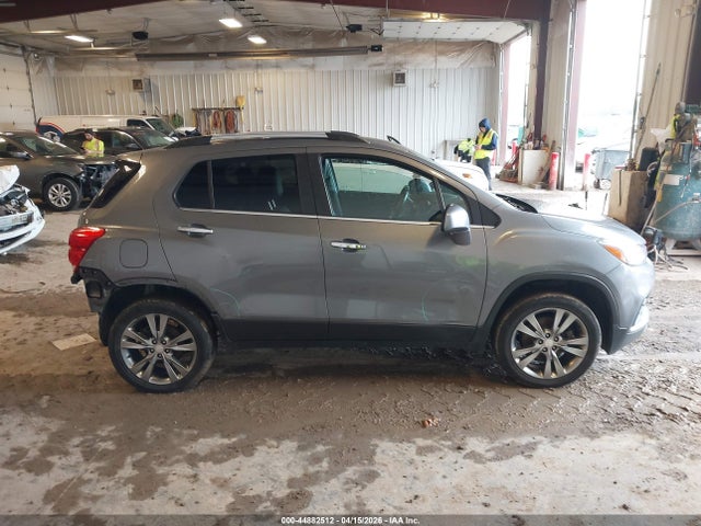 Продаж на аукціоні авто 2020 Chevrolet Trax Awd Lt, vin: 3GNCJPSB2LL258469, номер лоту: 44882512