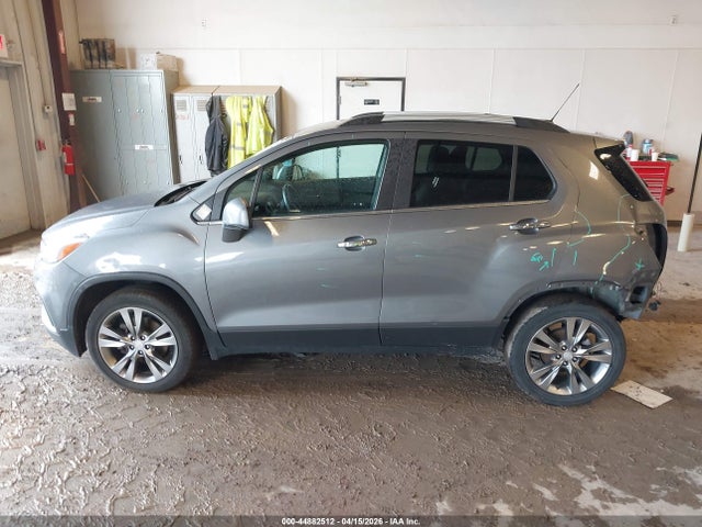 Продаж на аукціоні авто 2020 Chevrolet Trax Awd Lt, vin: 3GNCJPSB2LL258469, номер лоту: 44882512