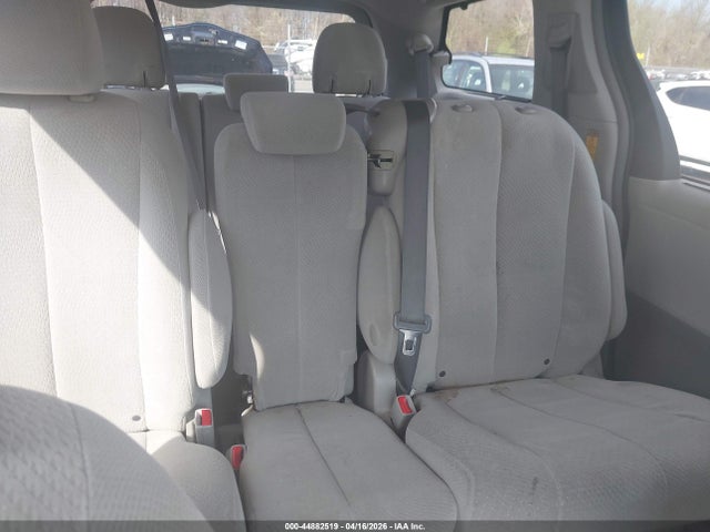 Aukcja sprzedaży 2014 Toyota Sienna Le V6 8 Passenger, vin: 5TDKK3DC3ES487319, numer aukcji: 44882519