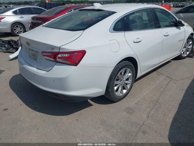 1G1ZD5STXMF081651 Chevrolet Malibu Fwd Lt