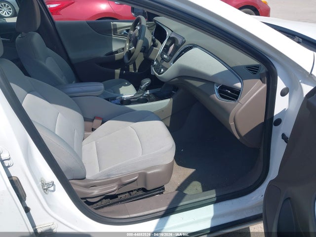 1G1ZD5STXMF081651 Chevrolet Malibu Fwd Lt