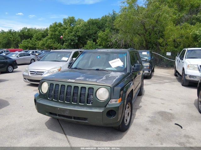 2008 Jeep Patriot Sport მანქანა იყიდება აუქციონზე, vin: 1J8FT28W48D720050, აუქციონის ნომერი: 44882539