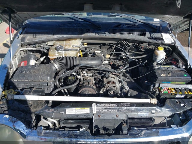 44882541 :رقم المزاد ، 1J4GL58K95W641252 vin ، 2005 Jeep Liberty Limited Edition مزاد بيع