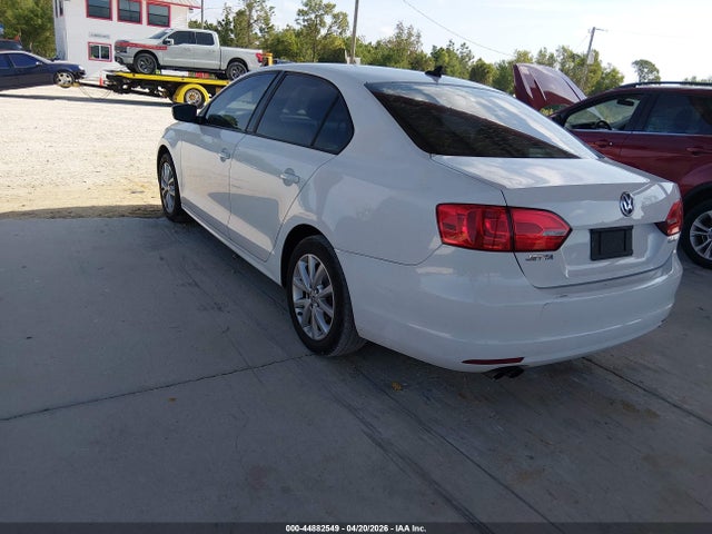 2011 Volkswagen Jetta 2.5l Se მანქანა იყიდება აუქციონზე, vin: 3VWDX7AJ4BM322943, აუქციონის ნომერი: 44882549