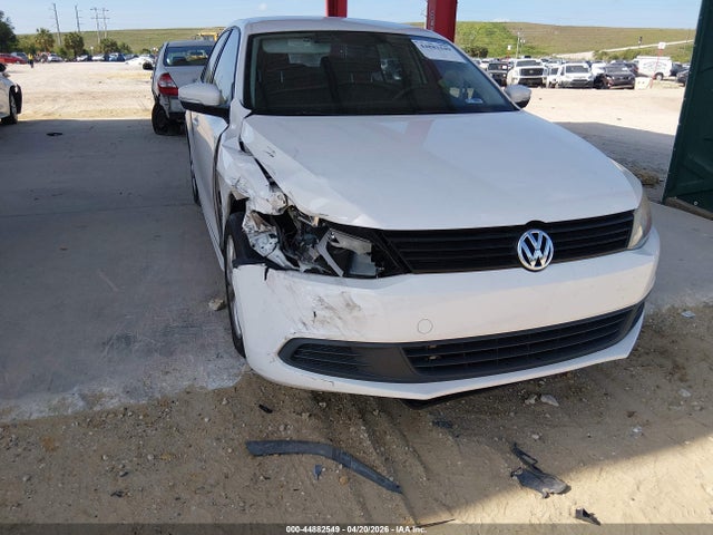 2011 Volkswagen Jetta 2.5l Se მანქანა იყიდება აუქციონზე, vin: 3VWDX7AJ4BM322943, აუქციონის ნომერი: 44882549