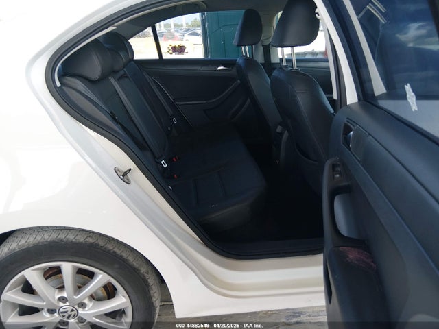 2011 Volkswagen Jetta 2.5l Se მანქანა იყიდება აუქციონზე, vin: 3VWDX7AJ4BM322943, აუქციონის ნომერი: 44882549
