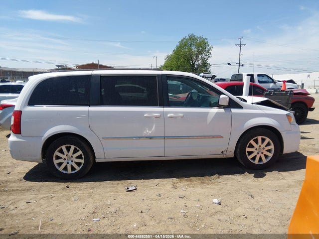 44882551 :رقم المزاد ، 2C4RC1BG6GR230589 vin ، 2016 Chrysler Town & Country Touring مزاد بيع