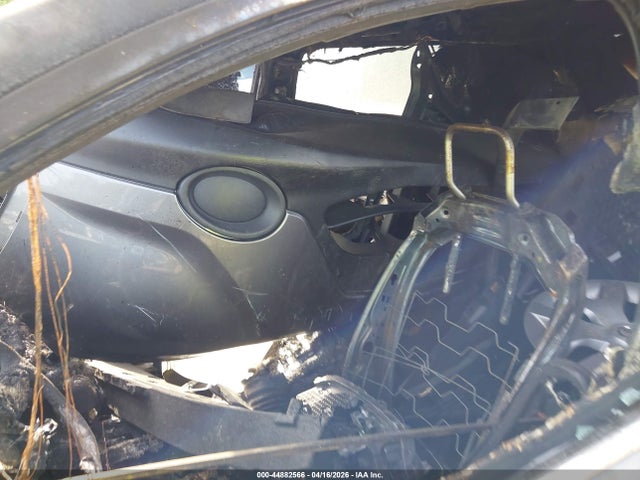 JN1BJ1CPXKW231737 Nissan Rogue Sport S