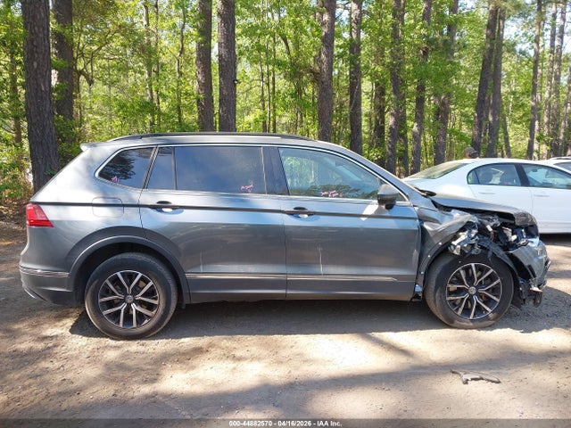 Aukcja sprzedaży 2021 Volkswagen Tiguan 2.0t Se/2.0t Se R-line Black/2.0t Sel, vin: 3VV3B7AX6MM064155, numer aukcji: 44882570