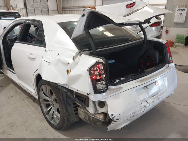 2014 Chrysler 300 300s მანქანა იყიდება აუქციონზე, vin: 2C3CCABG8EH231062, აუქციონის ნომერი: 44882582