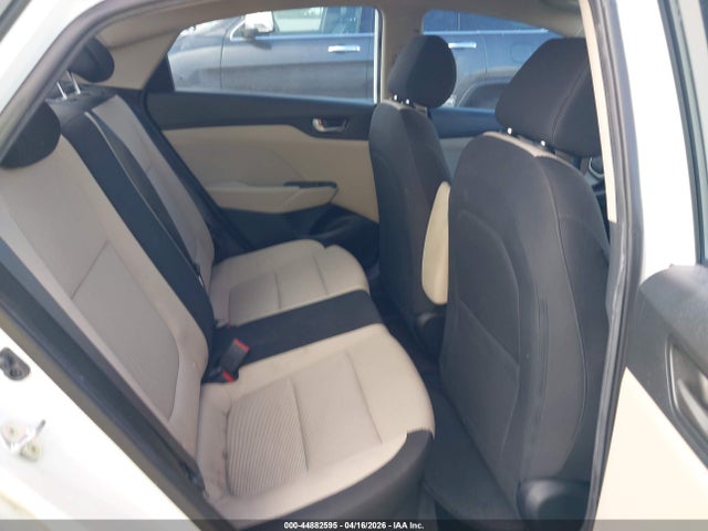 3KPC24A39KE069318 Hyundai Accent Sel