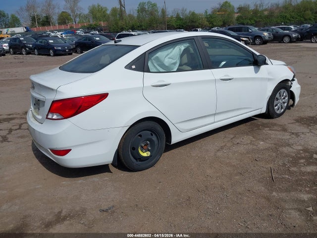 Hyundai ACCENT SE 2016 KMHCT4AE4GU162606 Image 4