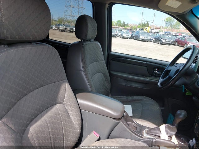2004 Gmc Envoy Xuv Sle მანქანა იყიდება აუქციონზე, vin: 1GKET12S746164404, აუქციონის ნომერი: 44882604