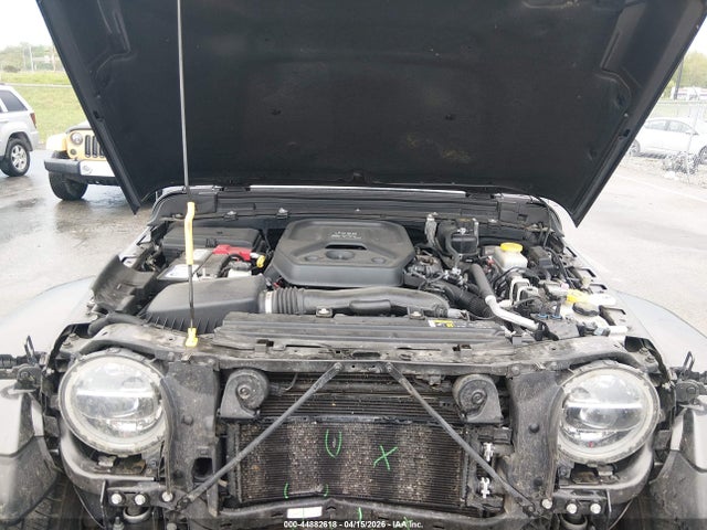 2018 Jeep Wrangler Unlimited Sahara 4x4 მანქანა იყიდება აუქციონზე, vin: 1C4HJXEN9JW188898, აუქციონის ნომერი: 44882618