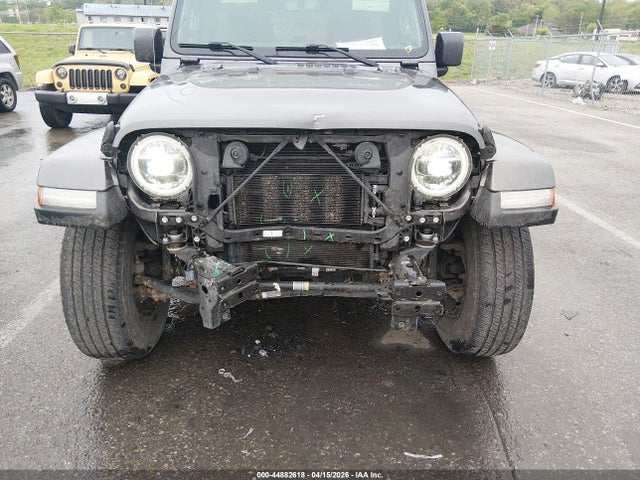 2018 Jeep Wrangler Unlimited Sahara 4x4 მანქანა იყიდება აუქციონზე, vin: 1C4HJXEN9JW188898, აუქციონის ნომერი: 44882618