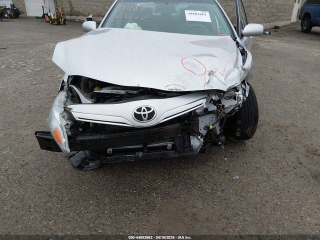 2011 Toyota Camry Hybrid მანქანა იყიდება აუქციონზე, vin: 4T1BB3EK1BU141584, აუქციონის ნომერი: 44882662