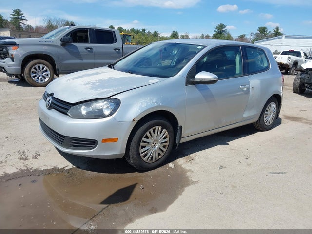 44882676 :رقم المزاد ، WVWAB7AJ8BW143325 vin ، 2011 Volkswagen Golf 2.5l 2-door مزاد بيع
