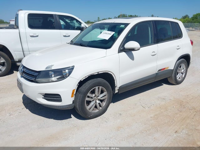 44882680 :رقم المزاد ، WVGAV7AX0CW569289 vin ، 2012 Volkswagen Tiguan S مزاد بيع
