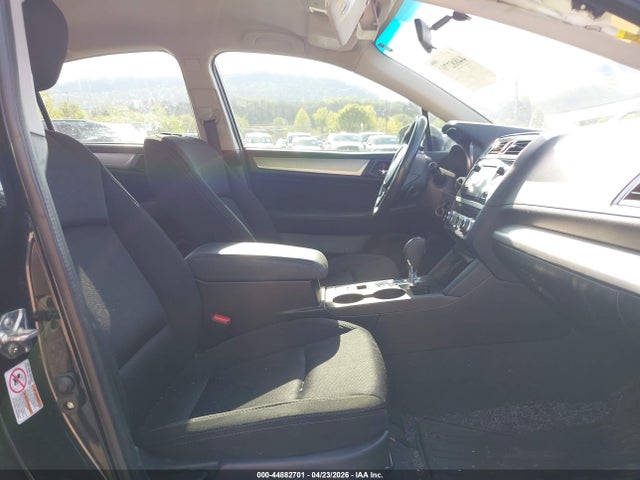 Продажа на аукционе авто 2017 Subaru Legacy 2.5i Premium, vin: 4S3BNAC67H3029697, номер лота: 44882701