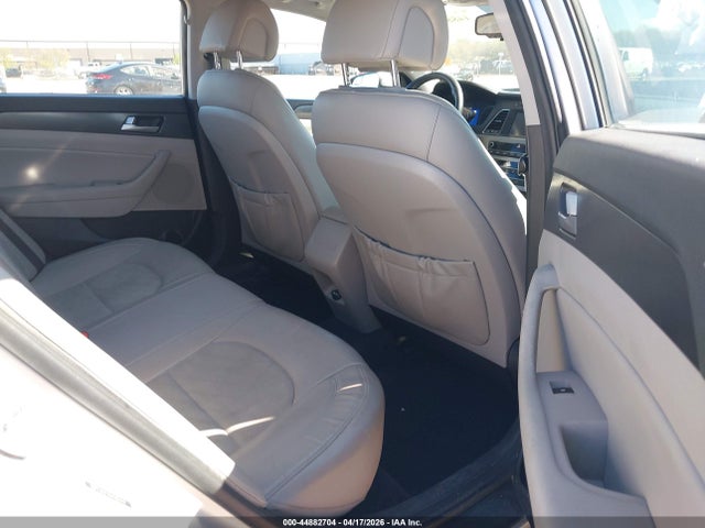 Aukcja sprzedaży 2017 Hyundai Sonata Sport, vin: 5NPE34AF1HH585743, numer aukcji: 44882704