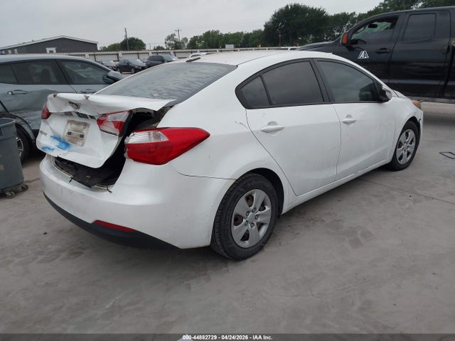 Продажа на аукционе авто 2015 Kia Forte Lx, vin: KNAFX4A62F5322258, номер лота: 44882729
