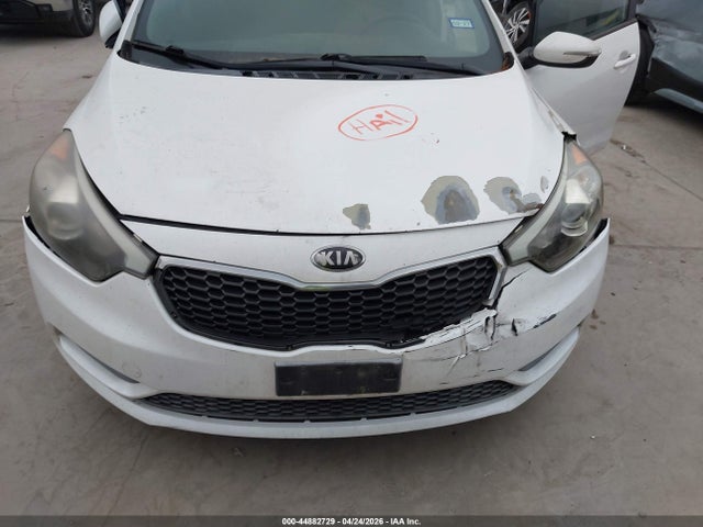 Продажа на аукционе авто 2015 Kia Forte Lx, vin: KNAFX4A62F5322258, номер лота: 44882729