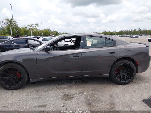 44882740 :رقم المزاد ، 2C3CDXHG9HH523024 vin ، 2017 Dodge Charger Sxt Rwd مزاد بيع