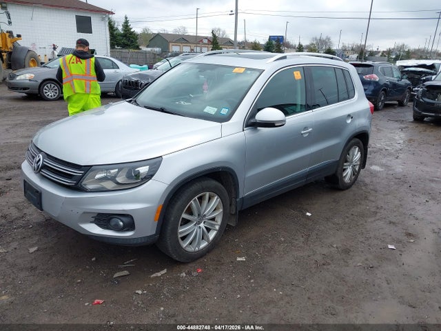 Aukcja sprzedaży 2016 Volkswagen Tiguan Se, vin: WVGAV7AX3GW568756, numer aukcji: 44882748