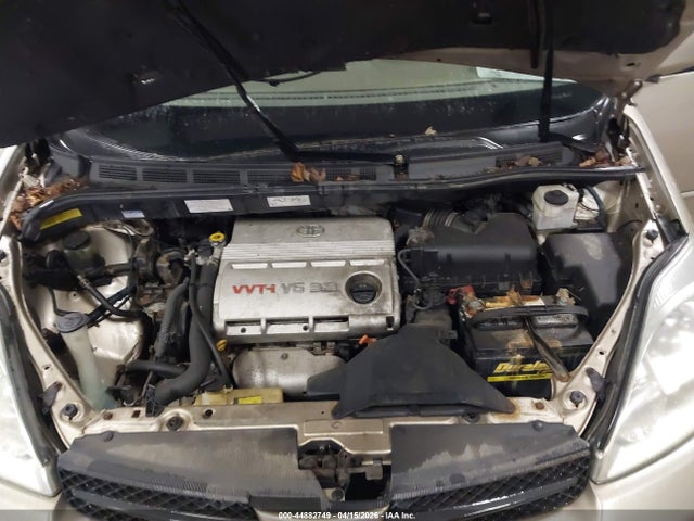 Auction sale of the 2004 Toyota Sienna Xle, vin: 5TDZA22C64S039072, lot number: 44882749