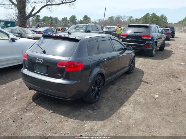 2011 AUDI A3 WAUBJAFM3BA013664 Photo 3