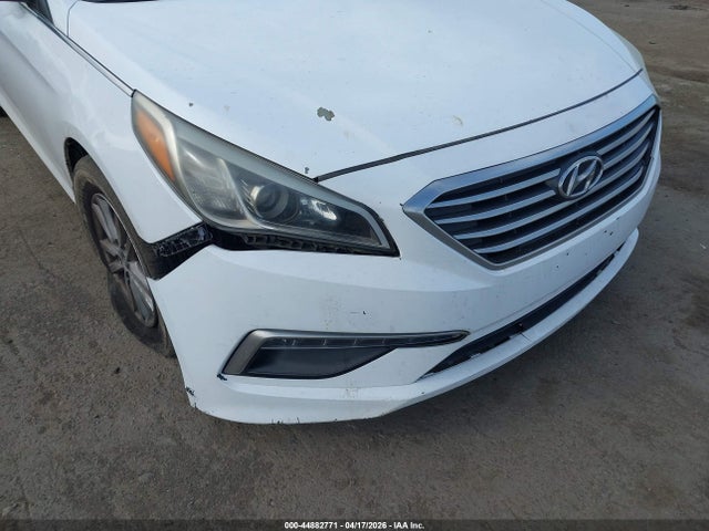 44882771 :رقم المزاد ، 5NPE24AF5FH199035 vin ، 2015 Hyundai Sonata Se مزاد بيع