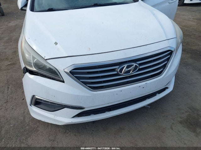 44882771 :رقم المزاد ، 5NPE24AF5FH199035 vin ، 2015 Hyundai Sonata Se مزاد بيع