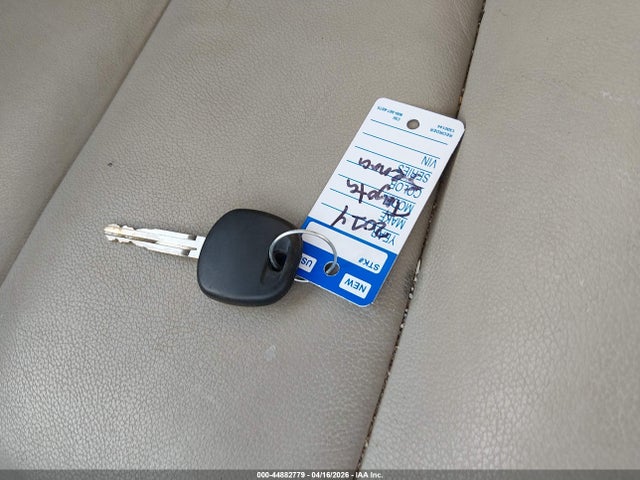5TDYK3DCXES480538 Toyota Sienna Xle V6 8 Passenger