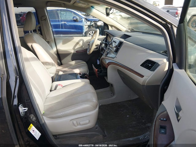 5TDYK3DCXES480538 Toyota Sienna Xle V6 8 Passenger