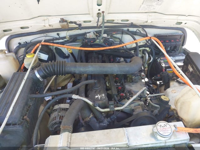 44882797 :رقم المزاد ، 1J4F449S85P356411 vin ، 2005 Jeep Wrangler Sport Rhd مزاد بيع