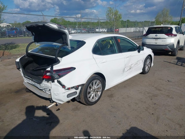 2021 Toyota Camry Le მანქანა იყიდება აუქციონზე, vin: 4T1C11AK7MU484548, აუქციონის ნომერი: 44882803