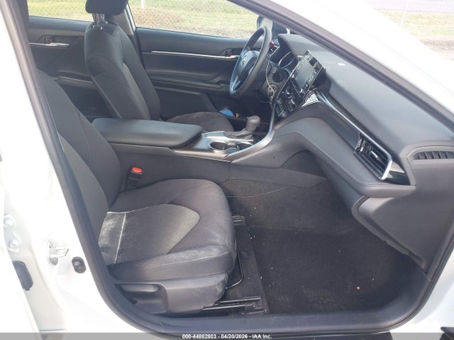 2021 Toyota Camry Le მანქანა იყიდება აუქციონზე, vin: 4T1C11AK7MU484548, აუქციონის ნომერი: 44882803