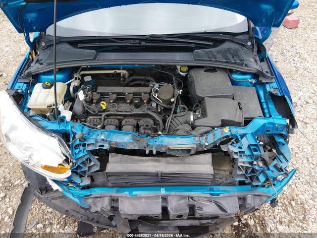 1FADP3F25EL447779 Ford FOCUS SE
