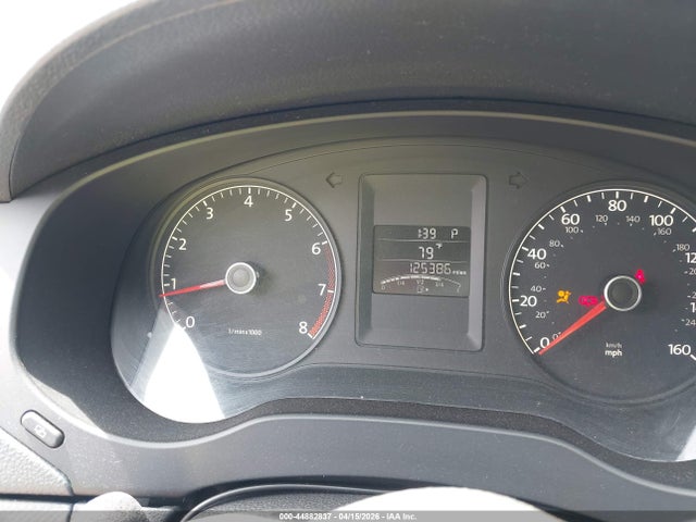 2011 Volkswagen Jetta 2.5l Se მანქანა იყიდება აუქციონზე, vin: 3VWDZ7AJ8BM047779, აუქციონის ნომერი: 44882837