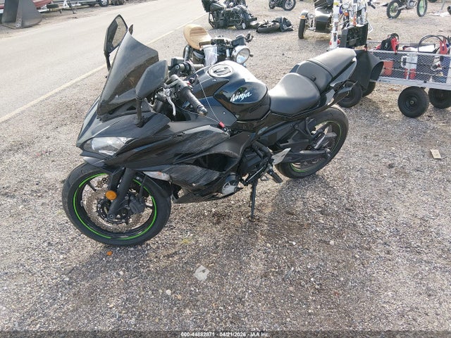 44882871 :رقم المزاد ، JKAEXEJ15KDA04236 vin ، 2019 Kawasaki Ex650 J مزاد بيع