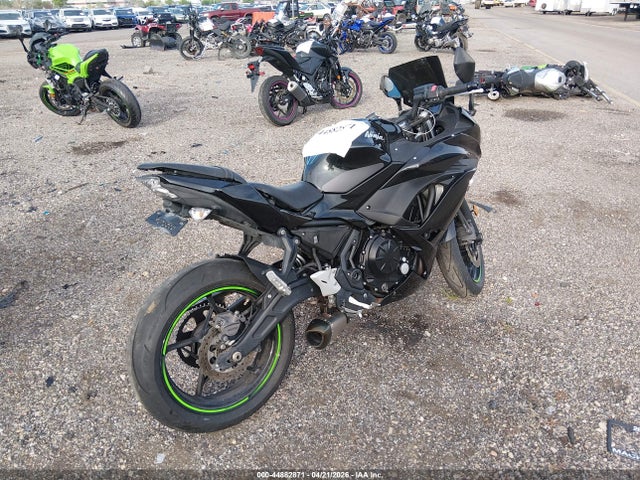 44882871 :رقم المزاد ، JKAEXEJ15KDA04236 vin ، 2019 Kawasaki Ex650 J مزاد بيع