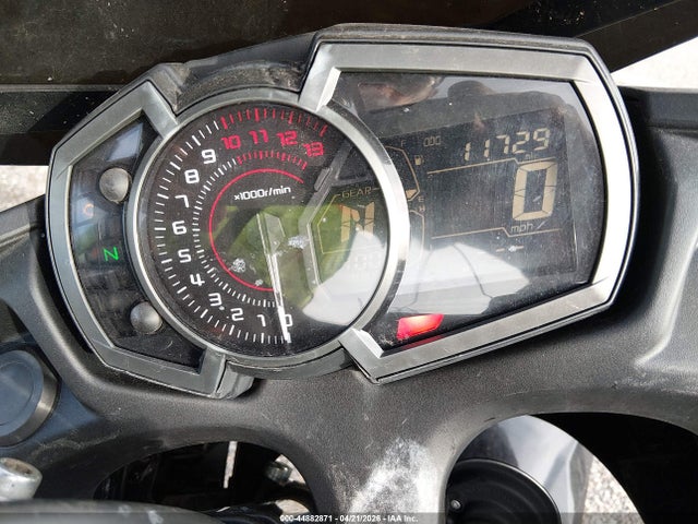 44882871 :رقم المزاد ، JKAEXEJ15KDA04236 vin ، 2019 Kawasaki Ex650 J مزاد بيع