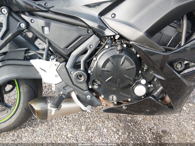 44882871 :رقم المزاد ، JKAEXEJ15KDA04236 vin ، 2019 Kawasaki Ex650 J مزاد بيع