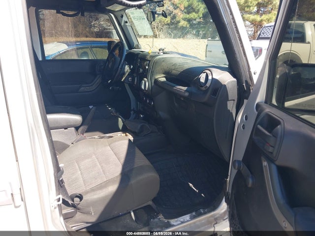 2011 JEEP WRANGLER UNLIMITED 1J4BA3H14BL575380 Photo 4