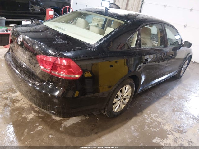 44882893 :رقم المزاد ، 1VWAT7A38FC006307 vin ، 2015 Volkswagen Passat 1.8t Wolfsburg Edition مزاد بيع