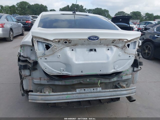2014 Ford Fusion Hybrid Se მანქანა იყიდება აუქციონზე, vin: 3FA6P0LU2ER184231, აუქციონის ნომერი: 44882927